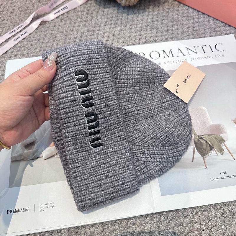 Miumiu Hat (2938)