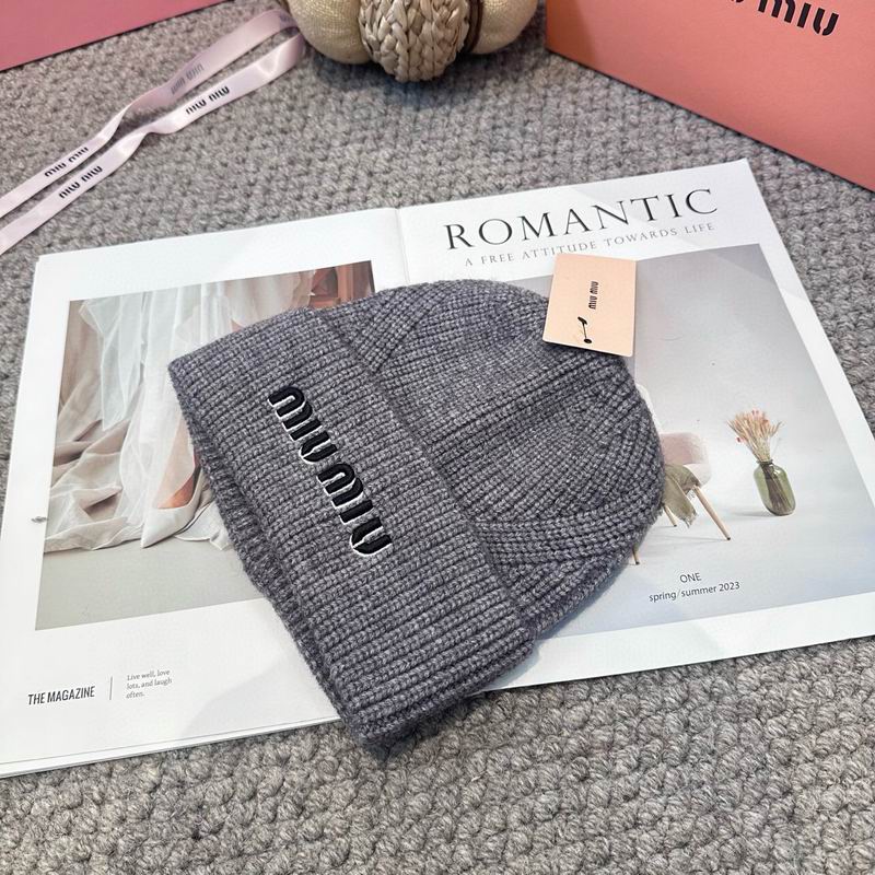 Miumiu Hat (2941)