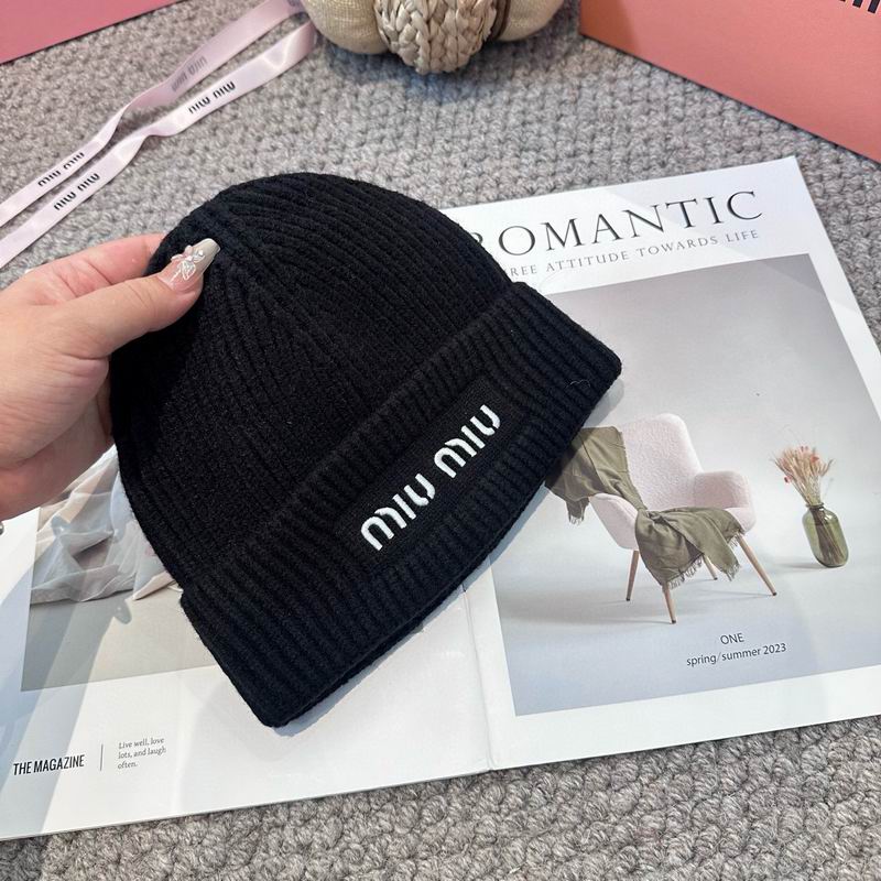 Miumiu Hat (2945)