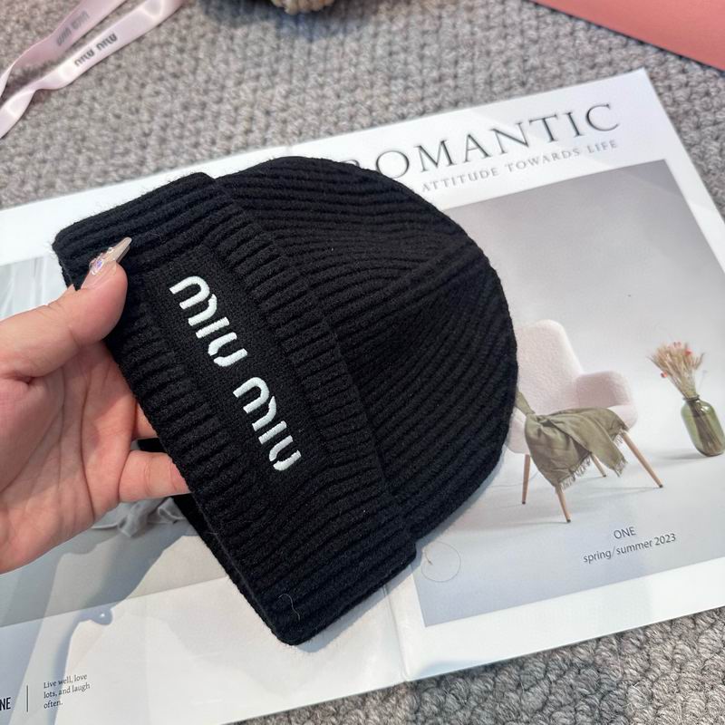 Miumiu Hat (2948)