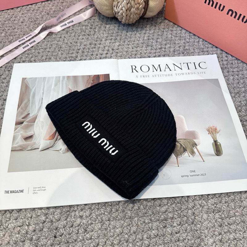 Miumiu Hat (2949)