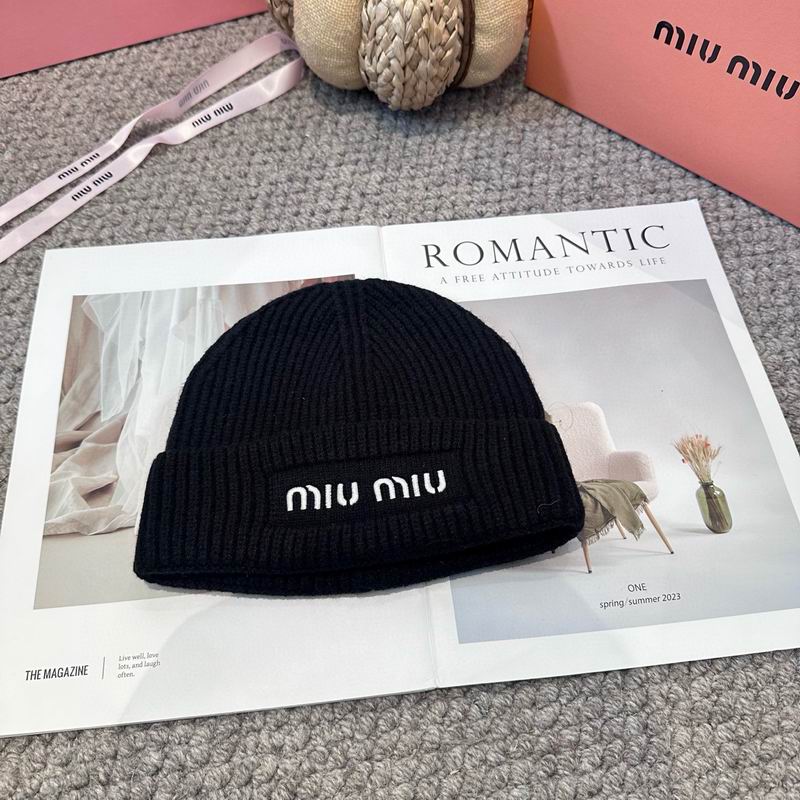 Miumiu Hat (2950)