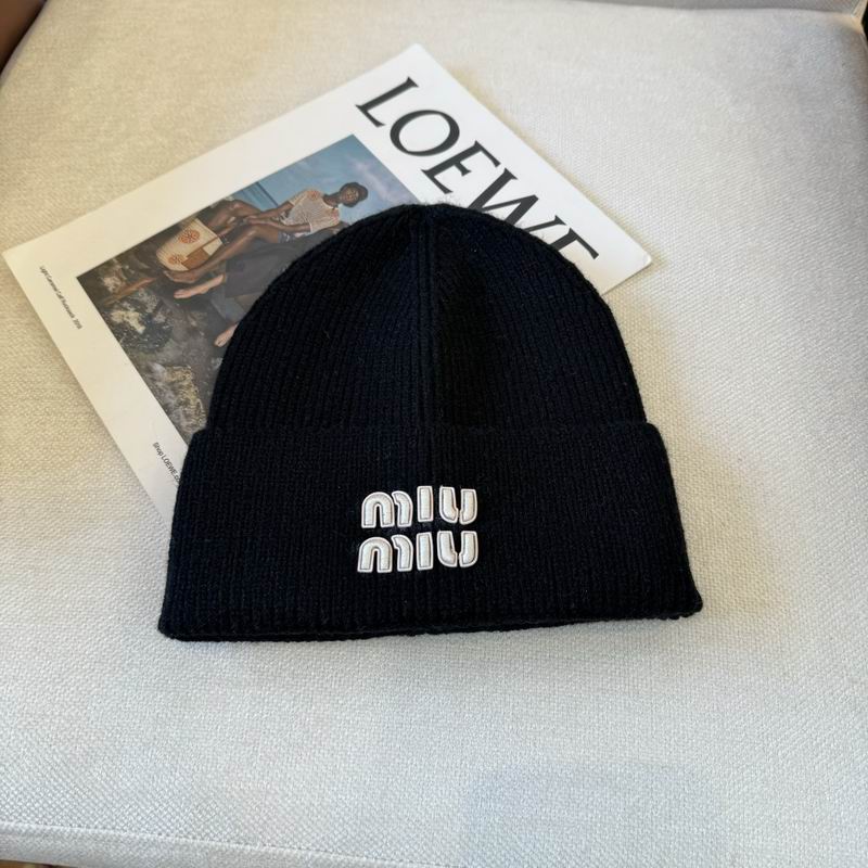 Miumiu Hat (889)