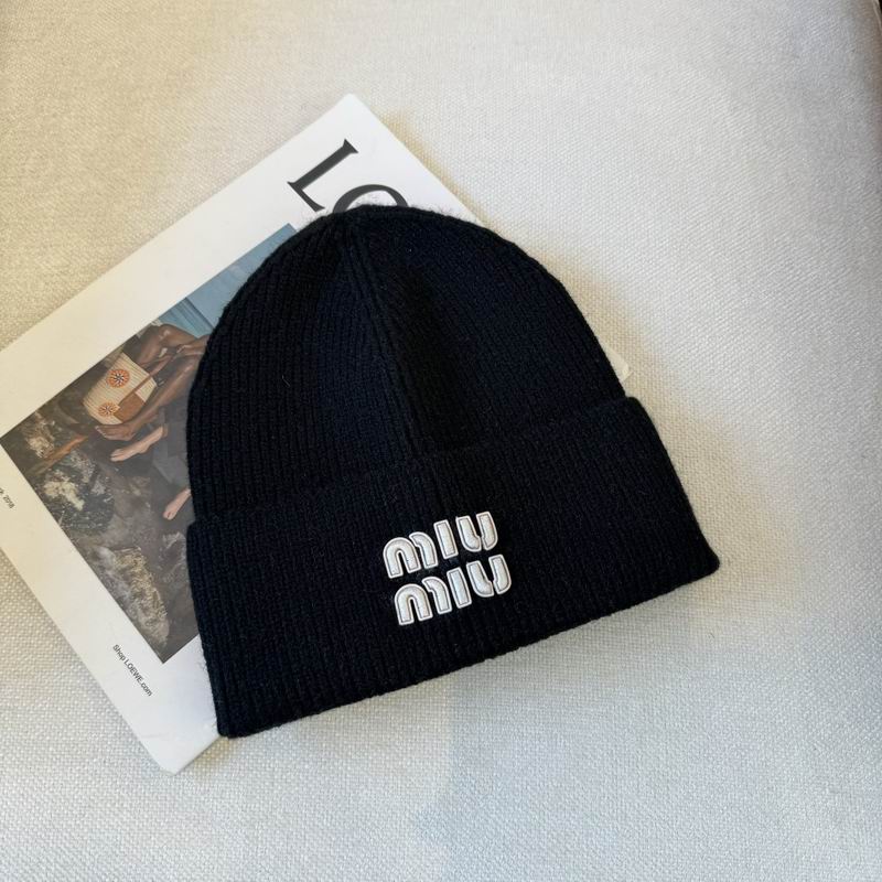 Miumiu Hat (894)