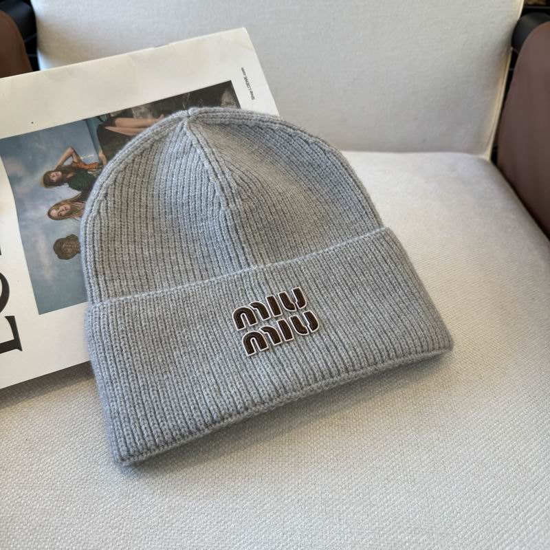 Miumiu Hat (905)
