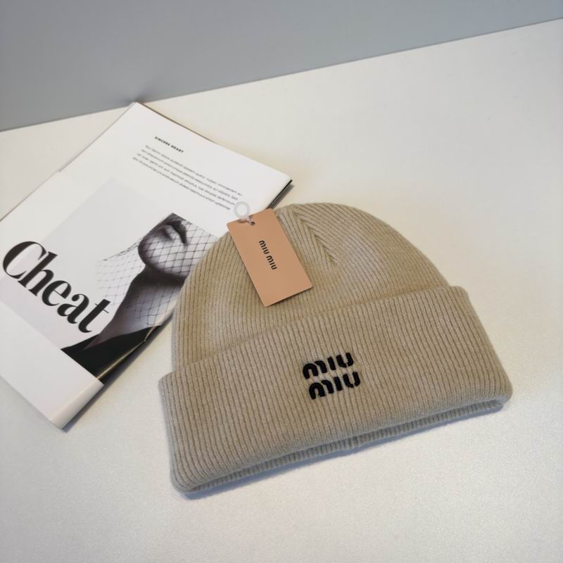 Miumiu Hat (965)