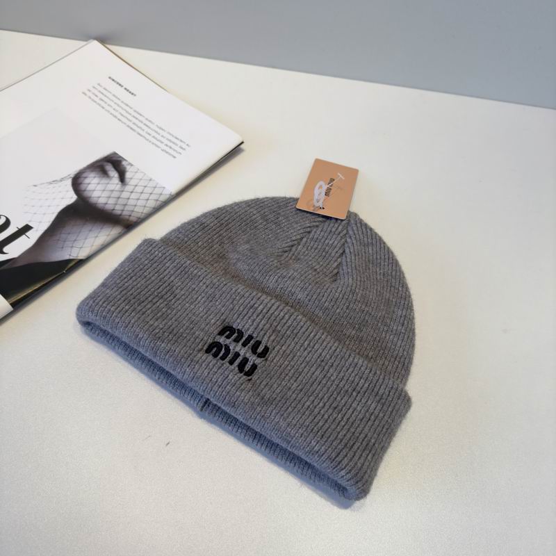 Miumiu Hat (971)