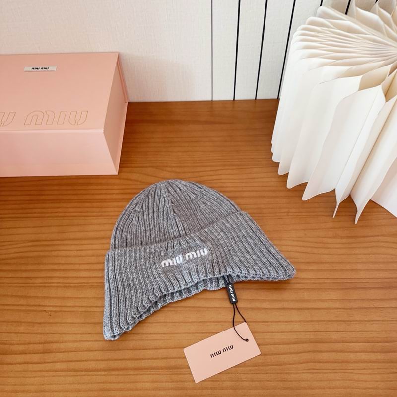 Miumiu Hat dx (1136)
