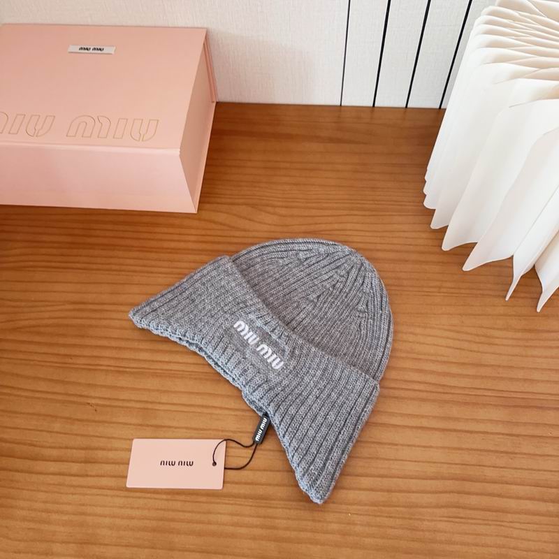 Miumiu Hat dx (1137)