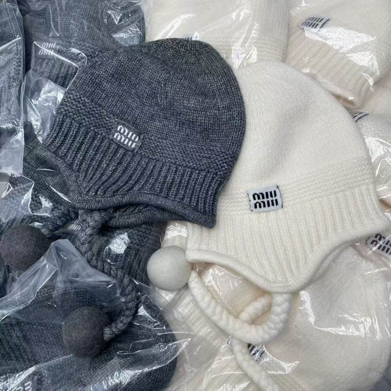 Miumiu Hat dx (1444)