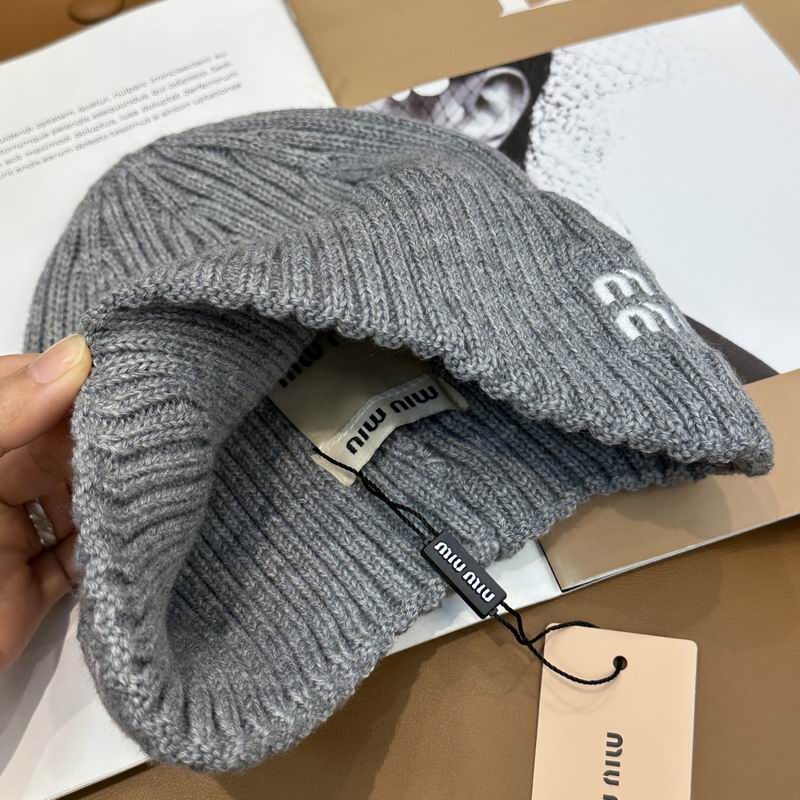 Miumiu Hat dx (3002)