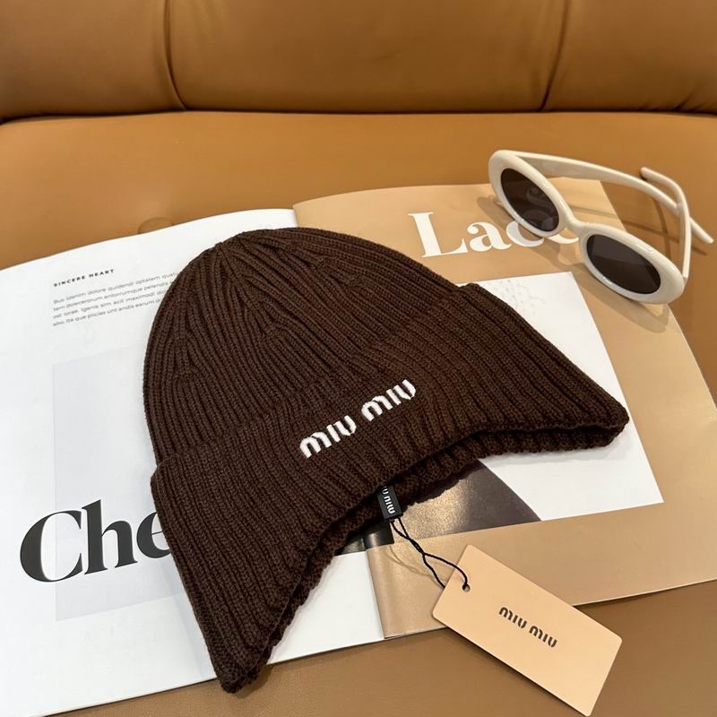Miumiu Hat dx (3008)