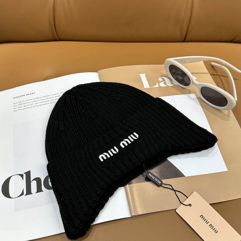 Miumiu Hat dx (3017)