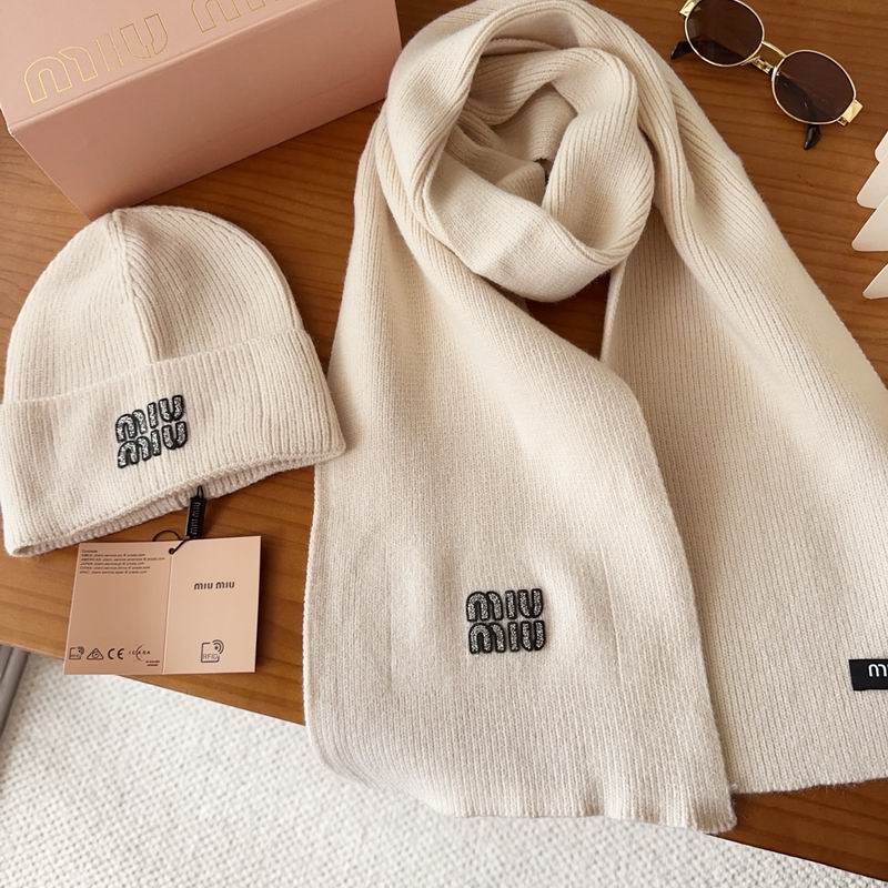 Miumiu Scarf Hat (451)