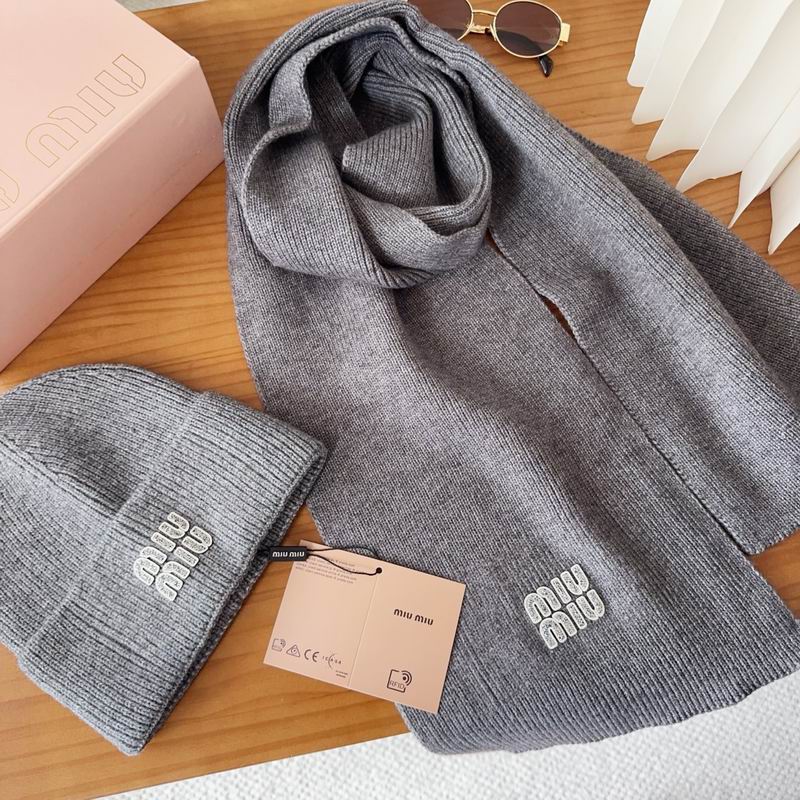 Miumiu Scarf Hat (460)