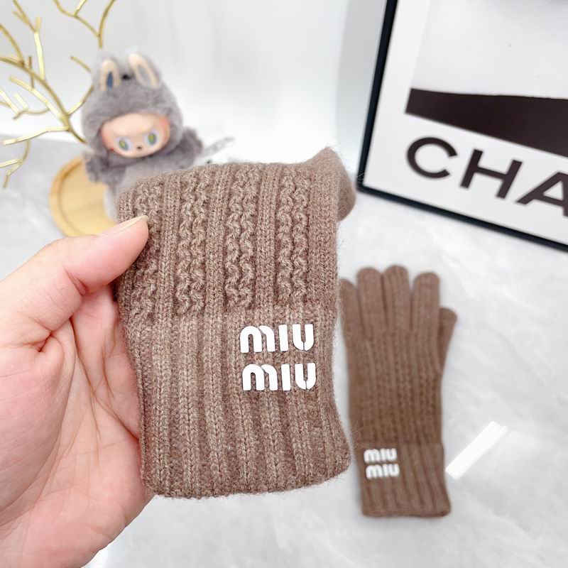 Miumiu Scarf Hat Gloves dx (142)