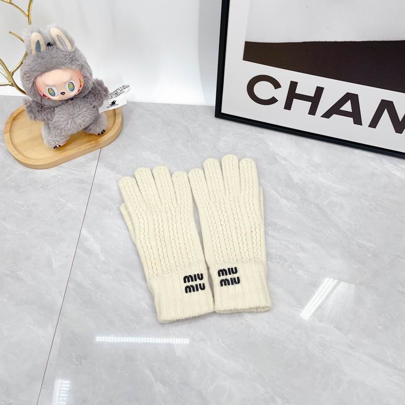 Miumiu Scarf Hat Gloves dx (152)