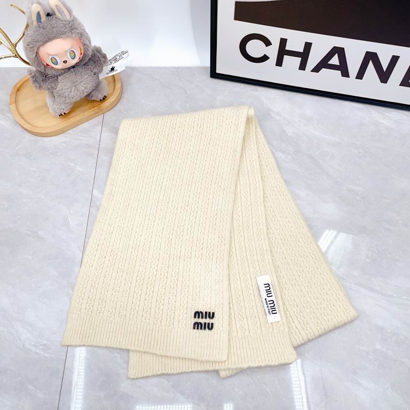 Miumiu Scarf Hat Gloves dx (156)
