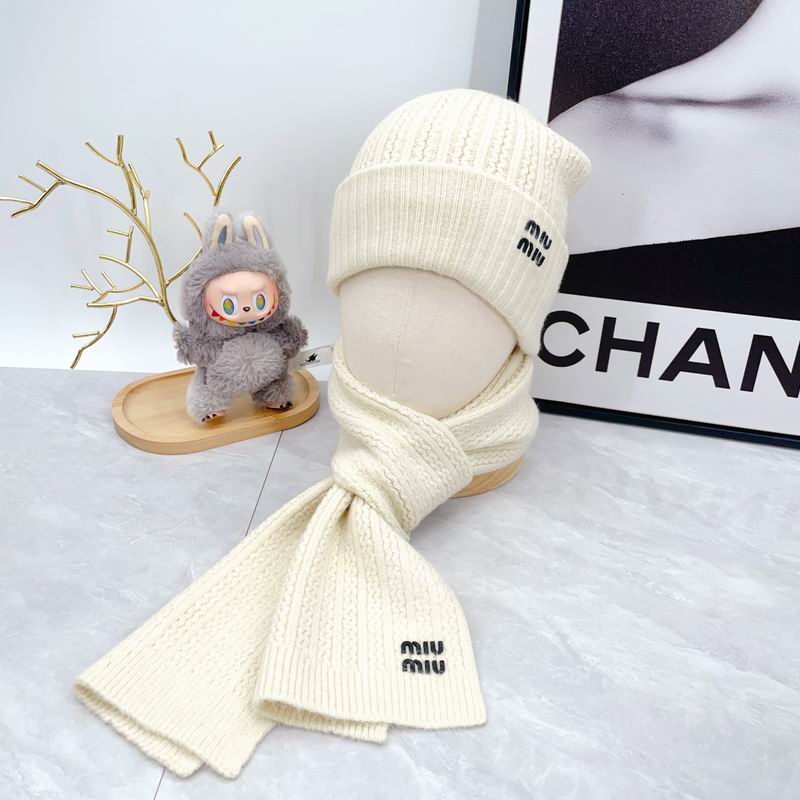 Miumiu Scarf Hat Gloves dx (158)