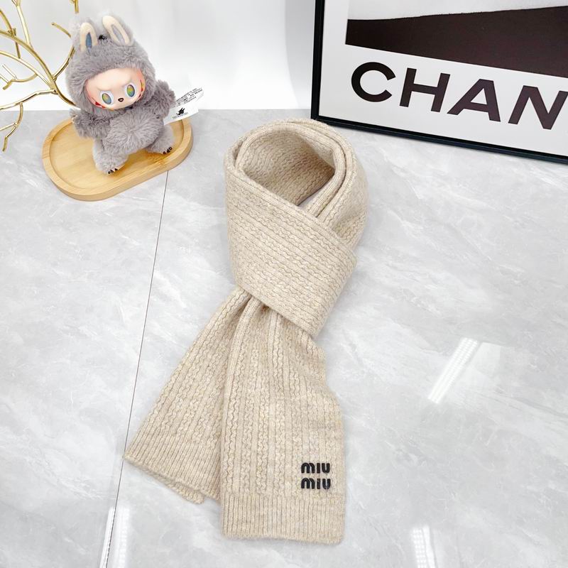 Miumiu Scarf Hat Gloves dx (164)