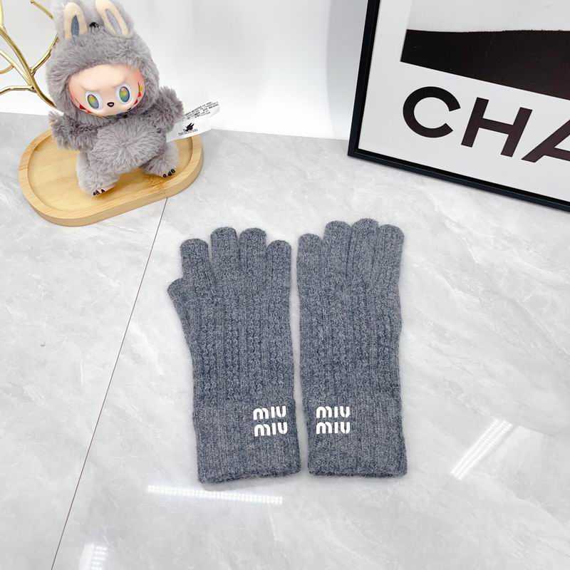 Miumiu Scarf Hat Gloves dx (170)