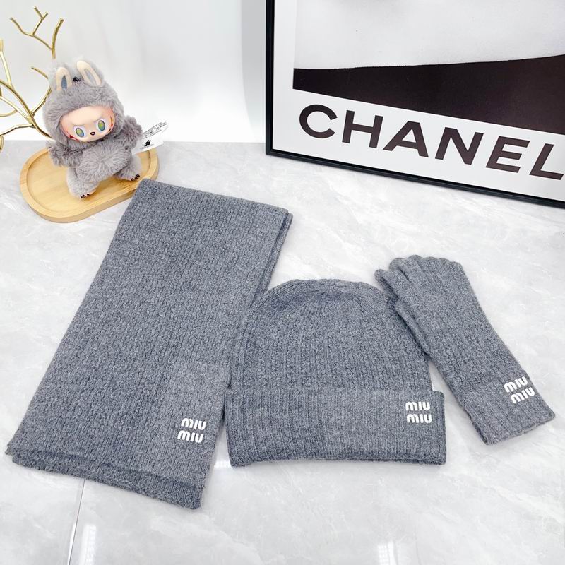 Miumiu Scarf Hat Gloves dx (175)