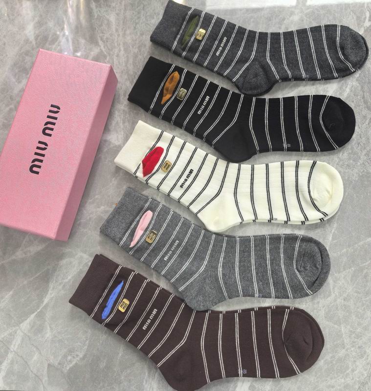 Miumiu Socks (10)