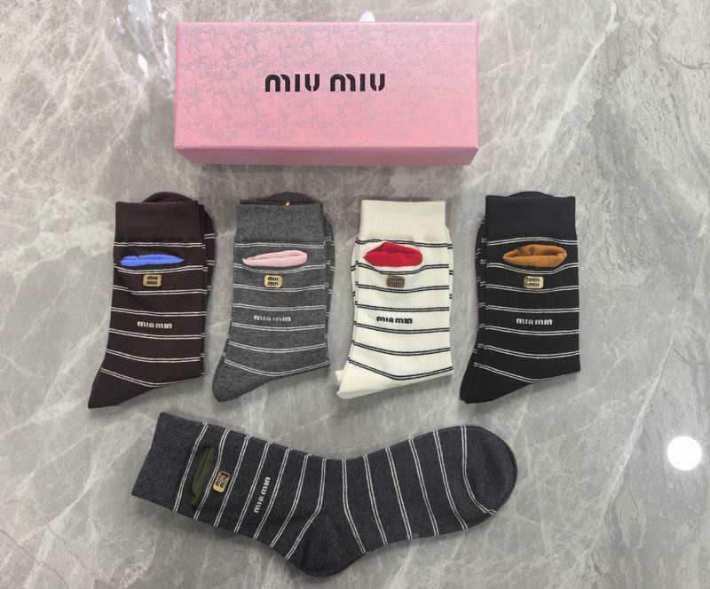 Miumiu Socks (11)