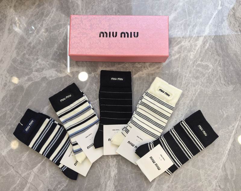 Miumiu Socks (21)