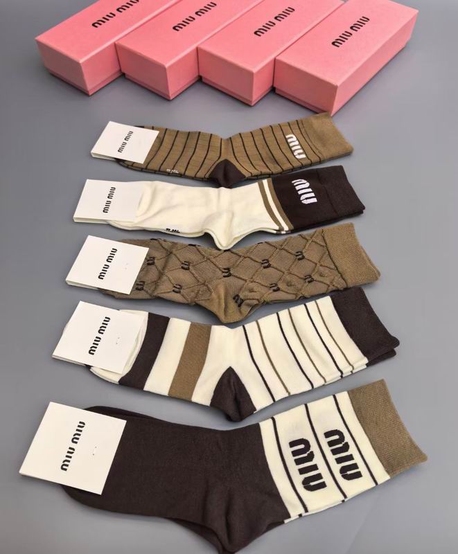 Miumiu Socks (31)