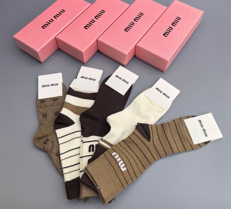 Miumiu Socks (33)
