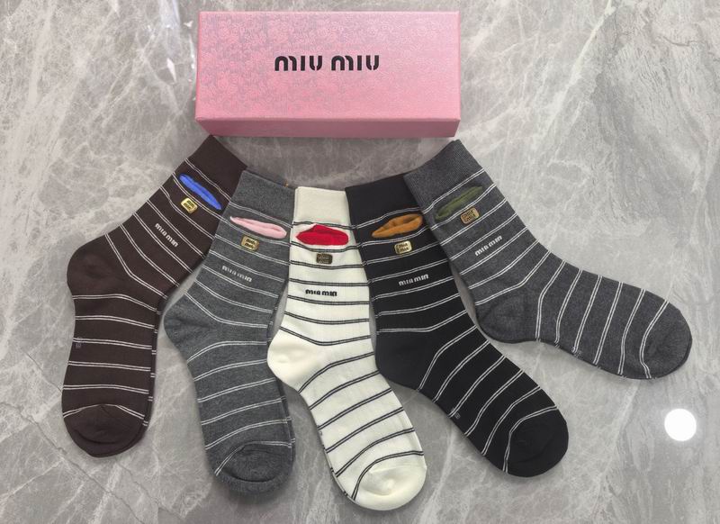 Miumiu Socks (8)