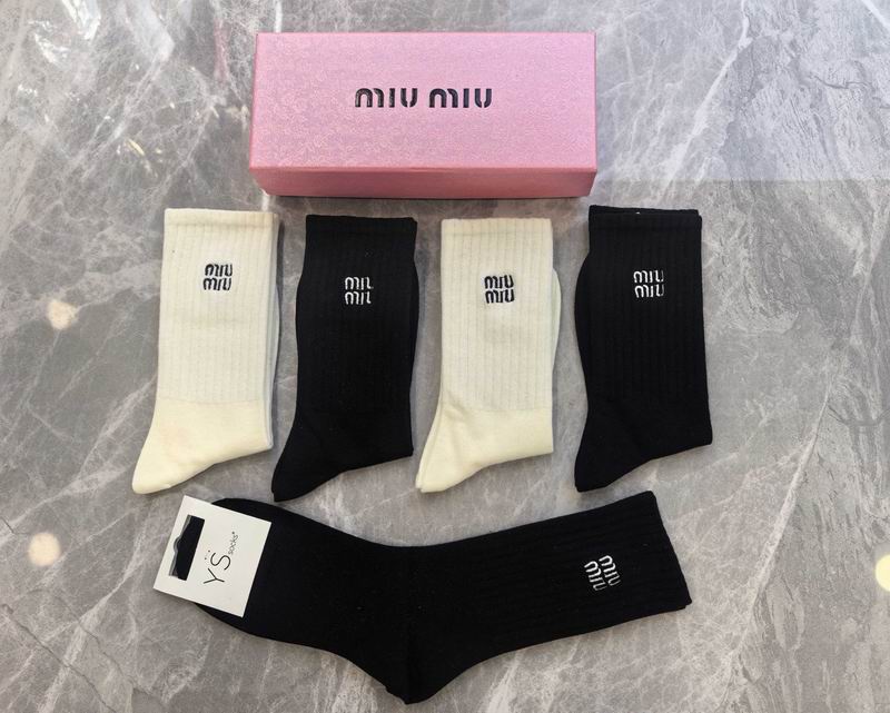 Miumiu Socks QY(1)