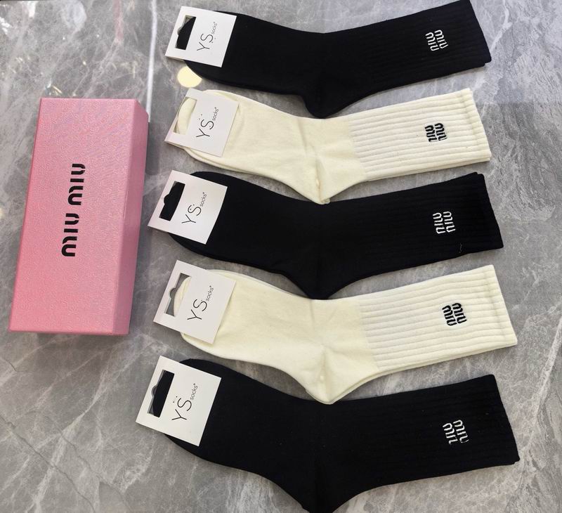 Miumiu Socks QY(3)