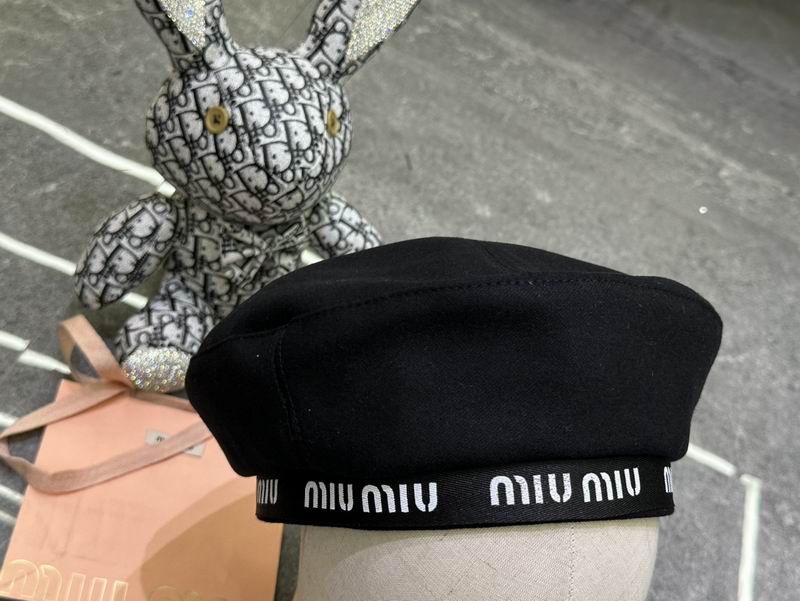 Miumiu beret dx (70)