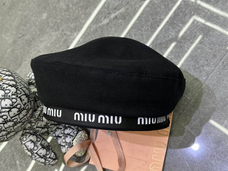 Miumiu beret dx (74)