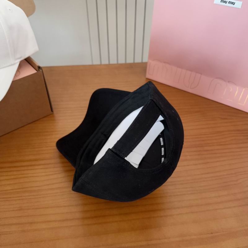 Miumiu cap (430)