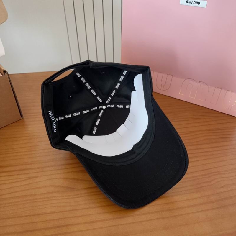 Miumiu cap (431)
