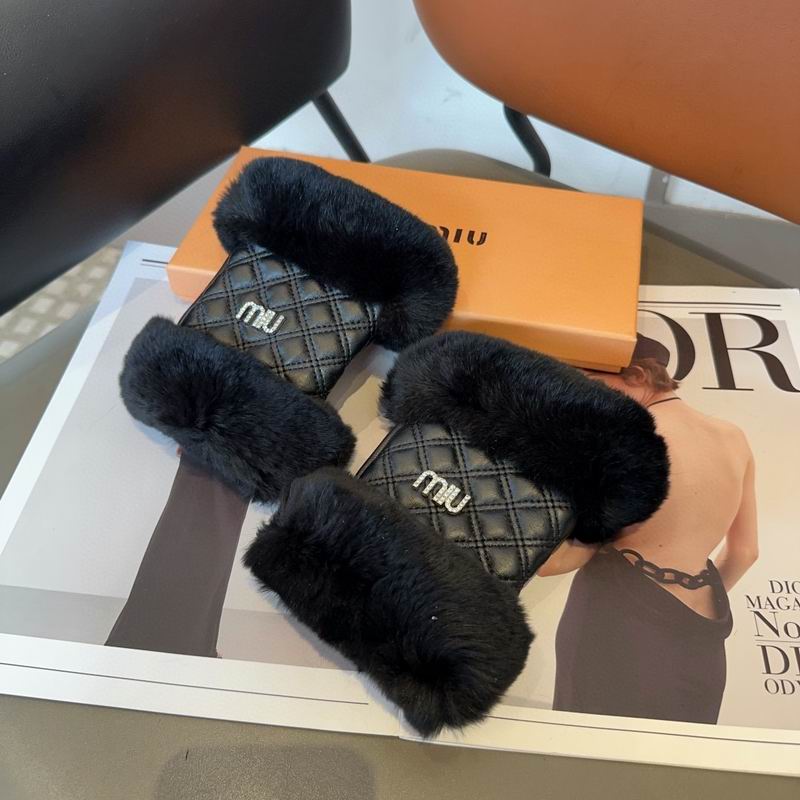 Miumiu gloves 33 (7)