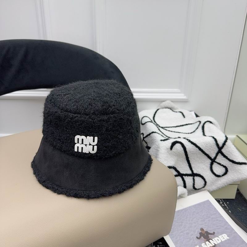 Miumiu hat (396)