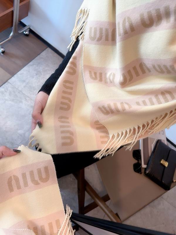 Miumiu scarf 50X180cm 100%羊毛 E01 (15)