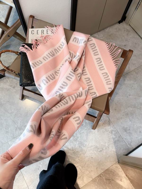 Miumiu scarf 50X180cm 100%羊毛 E01 (3)