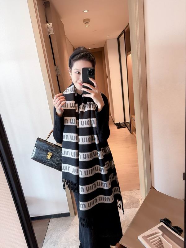Miumiu scarf 50X180cm 100%羊毛 E01 (8)