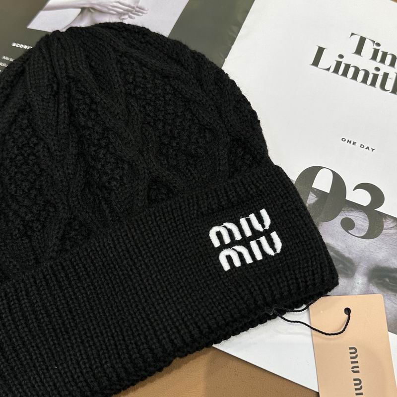 Miumiu scarf hat dx (12)