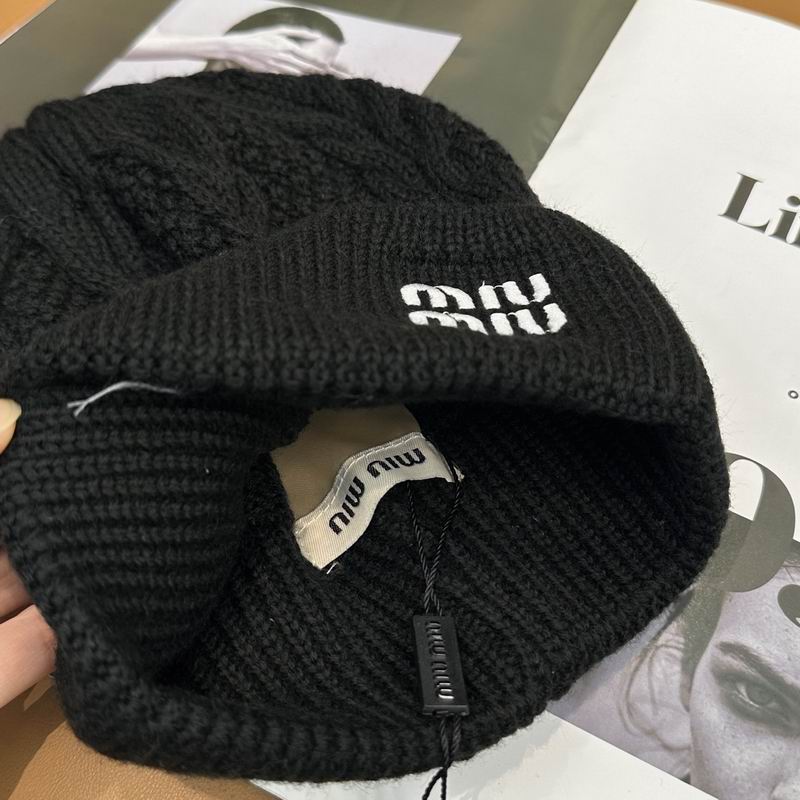 Miumiu scarf hat dx (13)