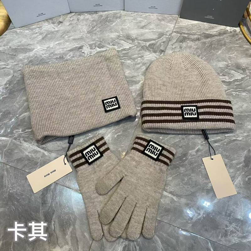 Miumiu scarf hat gloves (10)