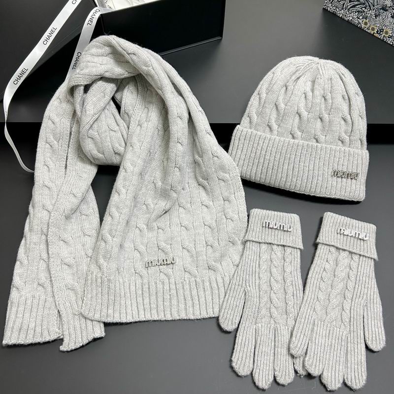 Miumiu scarf hat gloves dx (10)