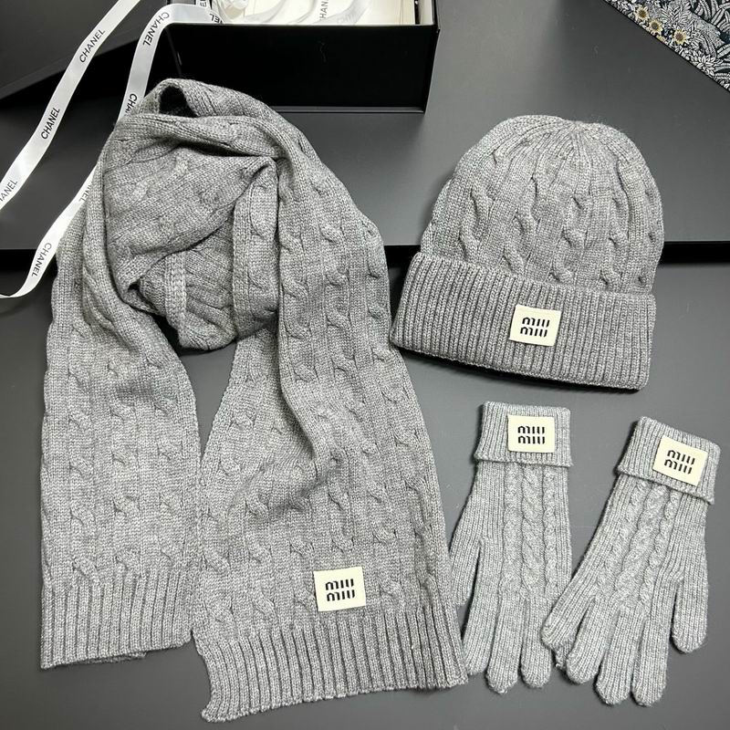 Miumiu scarf hat gloves dx (21)