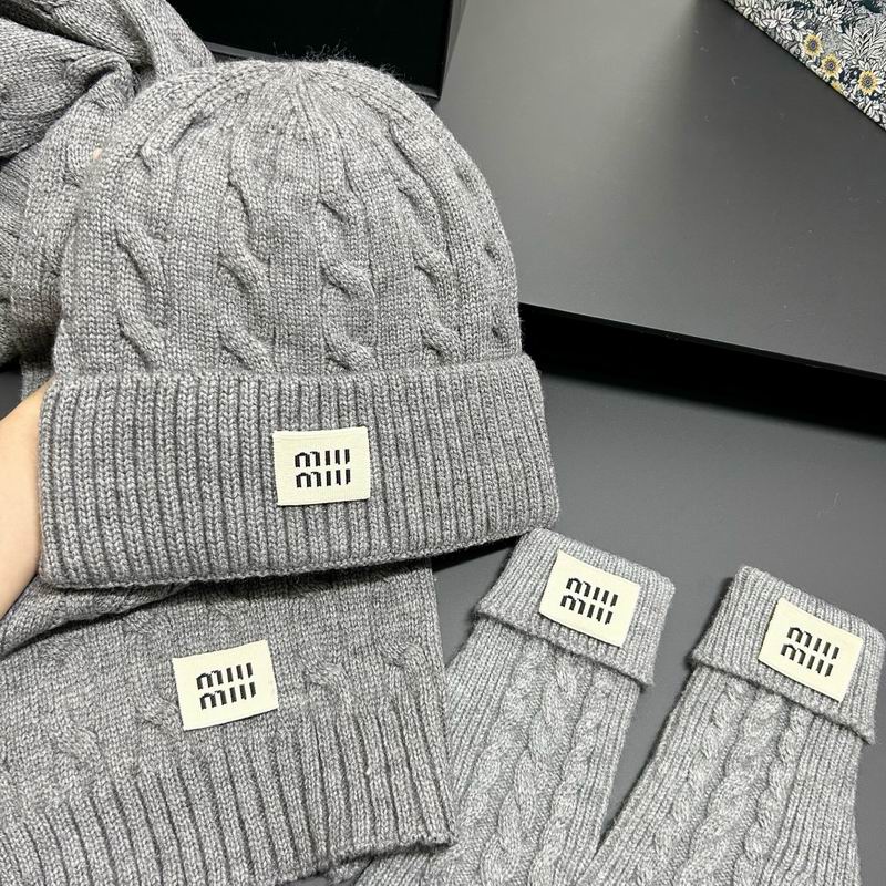 Miumiu scarf hat gloves dx (27)