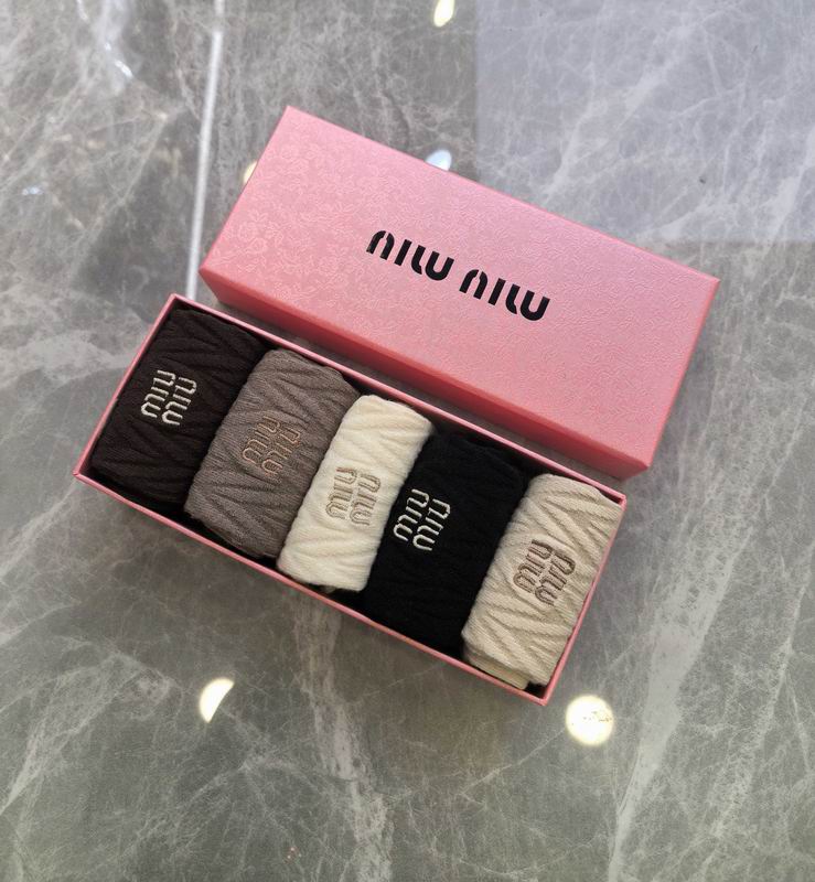Miumiu socks (1)